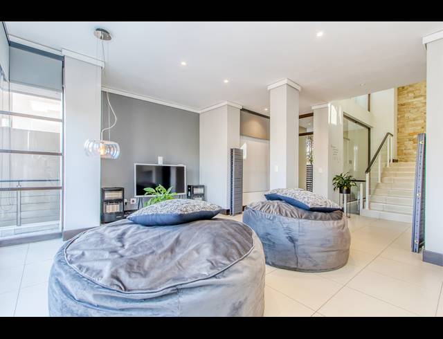 4 BEDROOM HOUSE FOR SALE IN BRYANSTON